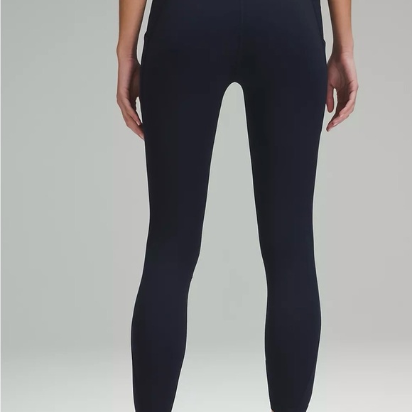 Lululemon align high-rise  pant with pockets - Picture 2 of 4